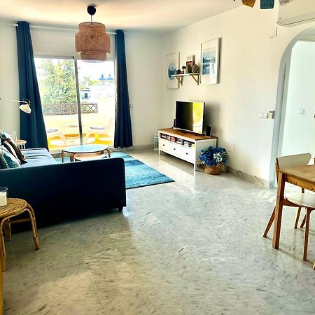 Bright Apartment 300M From The Beach Sitio de Calahonda Ngoại thất bức ảnh