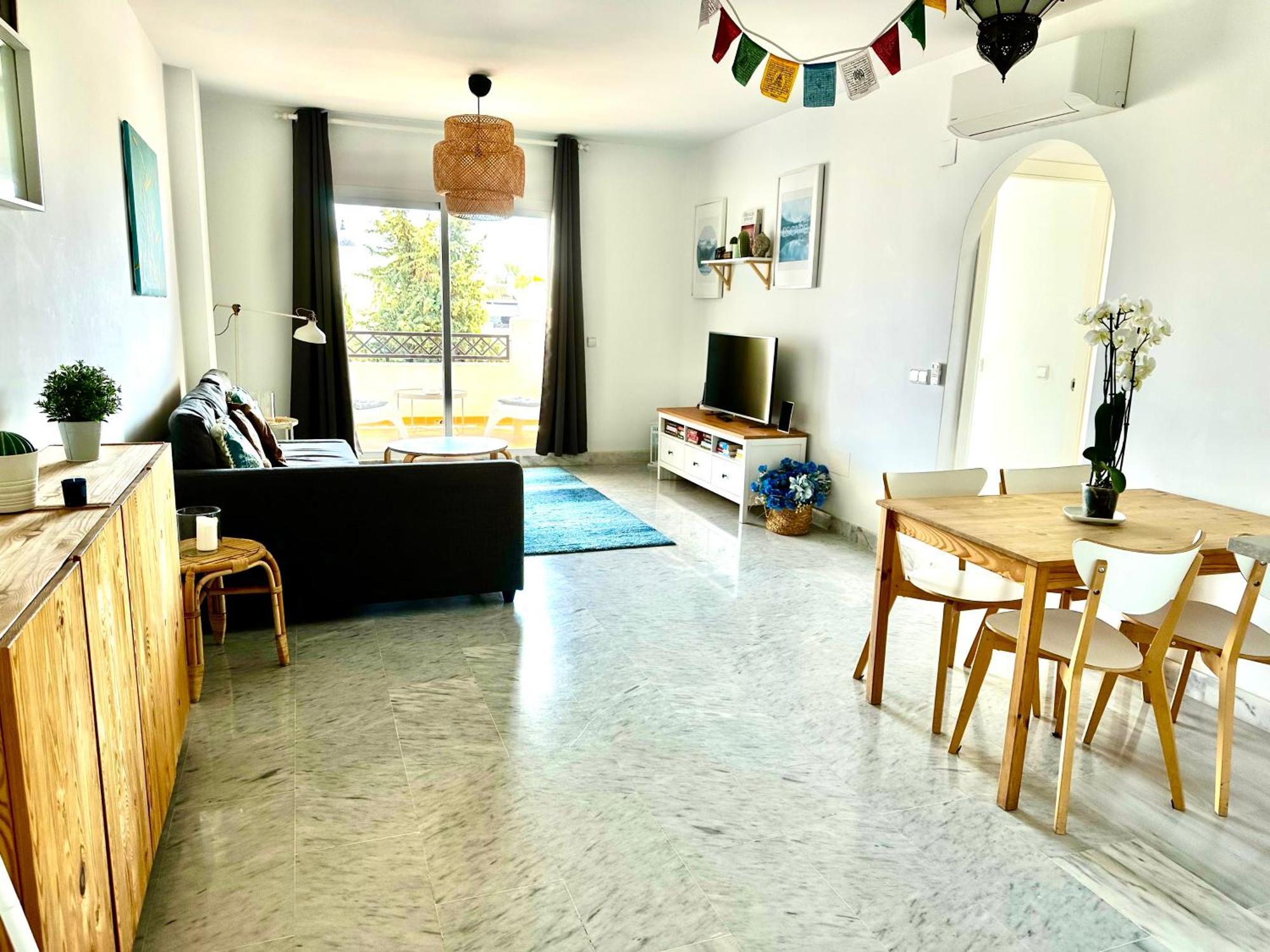Bright Apartment 300M From The Beach Sitio de Calahonda Ngoại thất bức ảnh