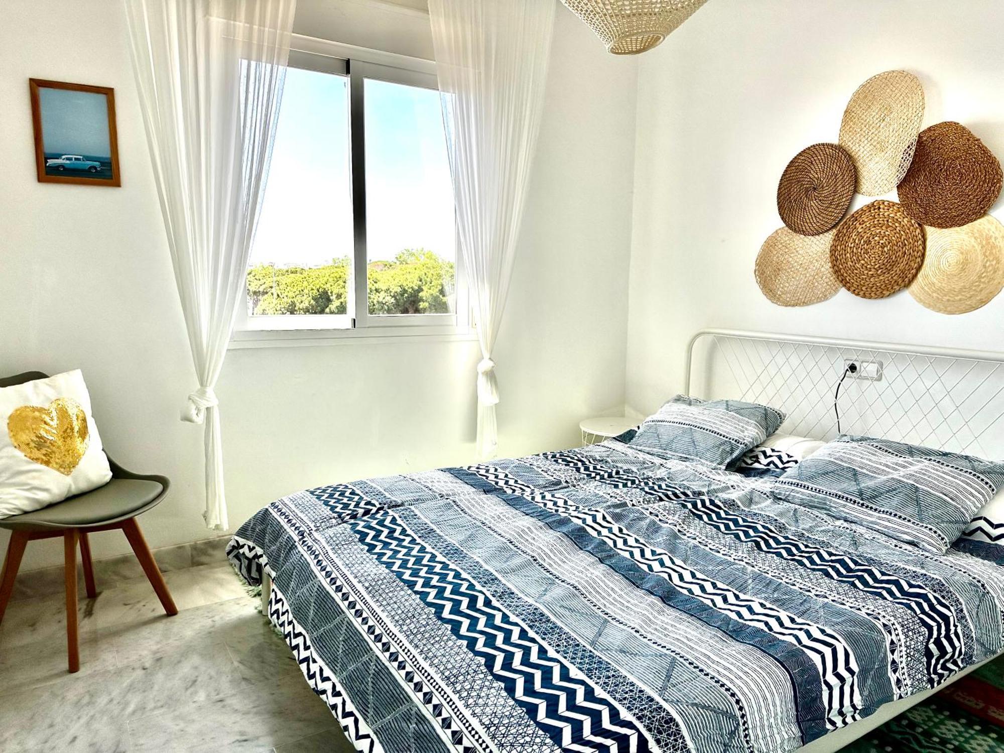 Bright Apartment 300M From The Beach Sitio de Calahonda Ngoại thất bức ảnh