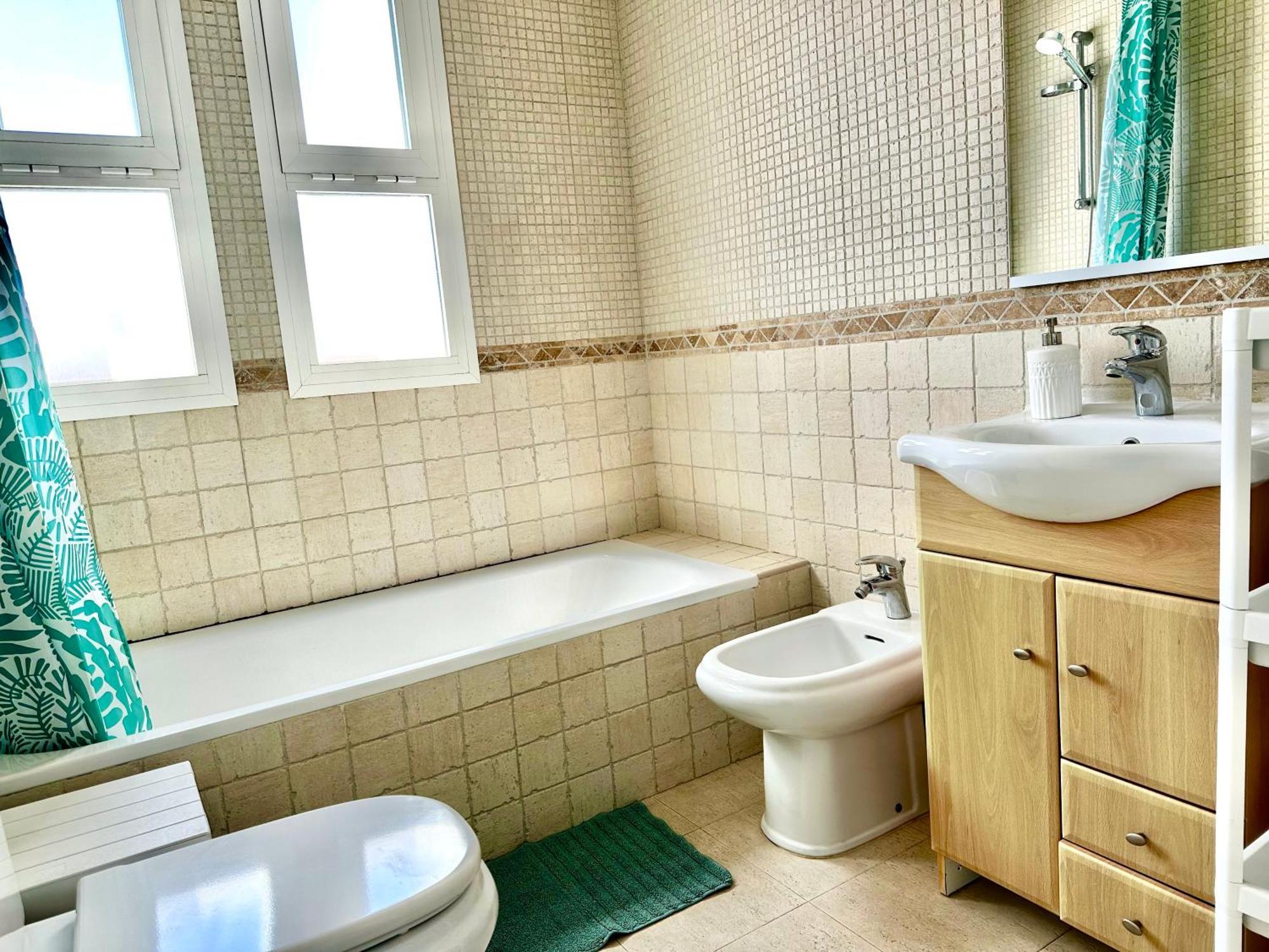 Bright Apartment 300M From The Beach Sitio de Calahonda Ngoại thất bức ảnh