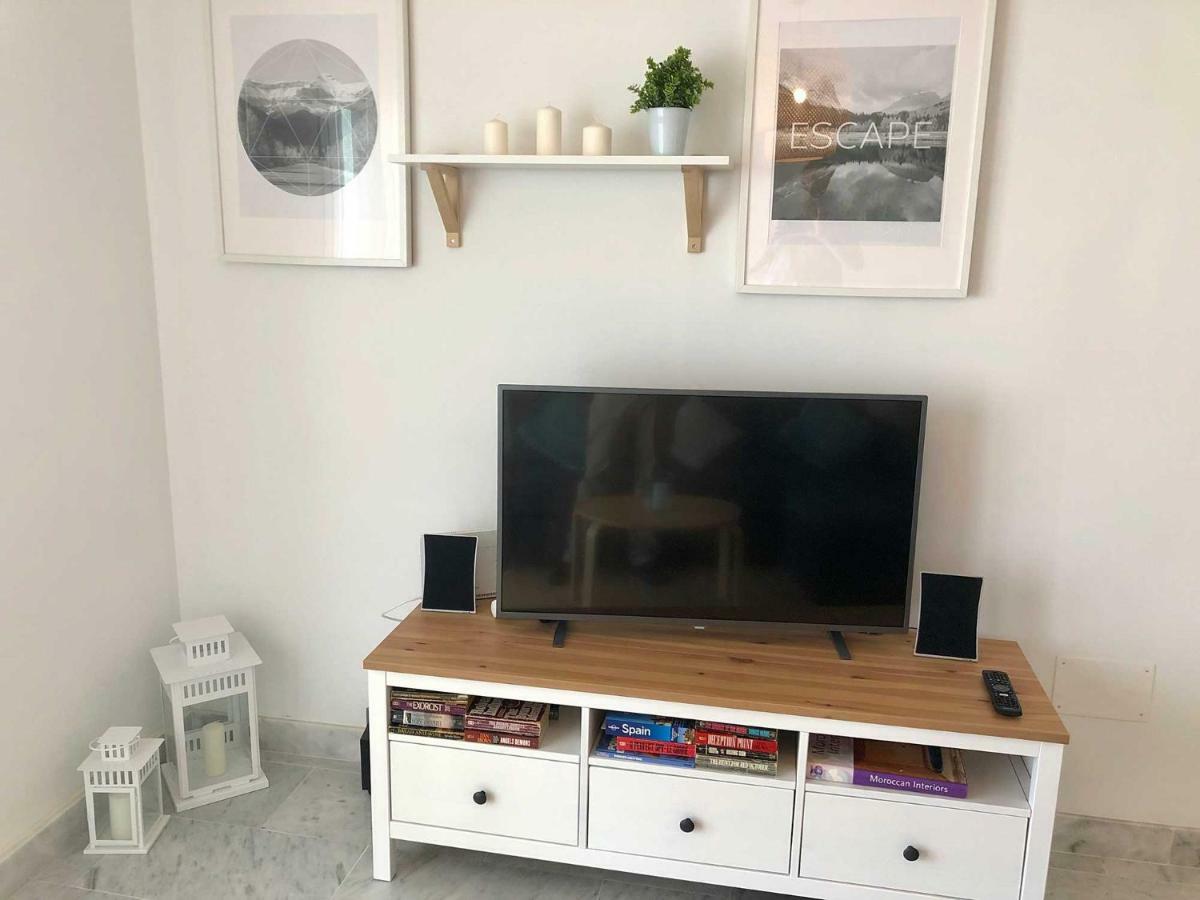 Bright Apartment 300M From The Beach Sitio de Calahonda Ngoại thất bức ảnh
